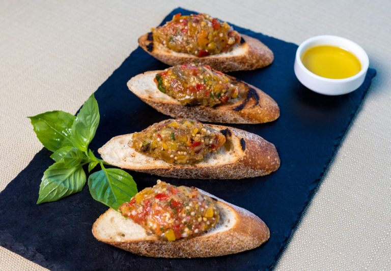 Salade aux aubergines - Huile d'Olive Vierge Extra Grecque, Finistère, Bretagne, France