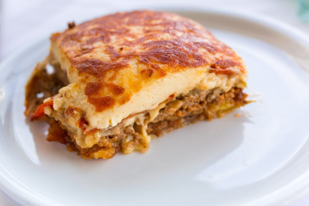 MOUSSAKA - Dégustez la fameuse moussaka grecque