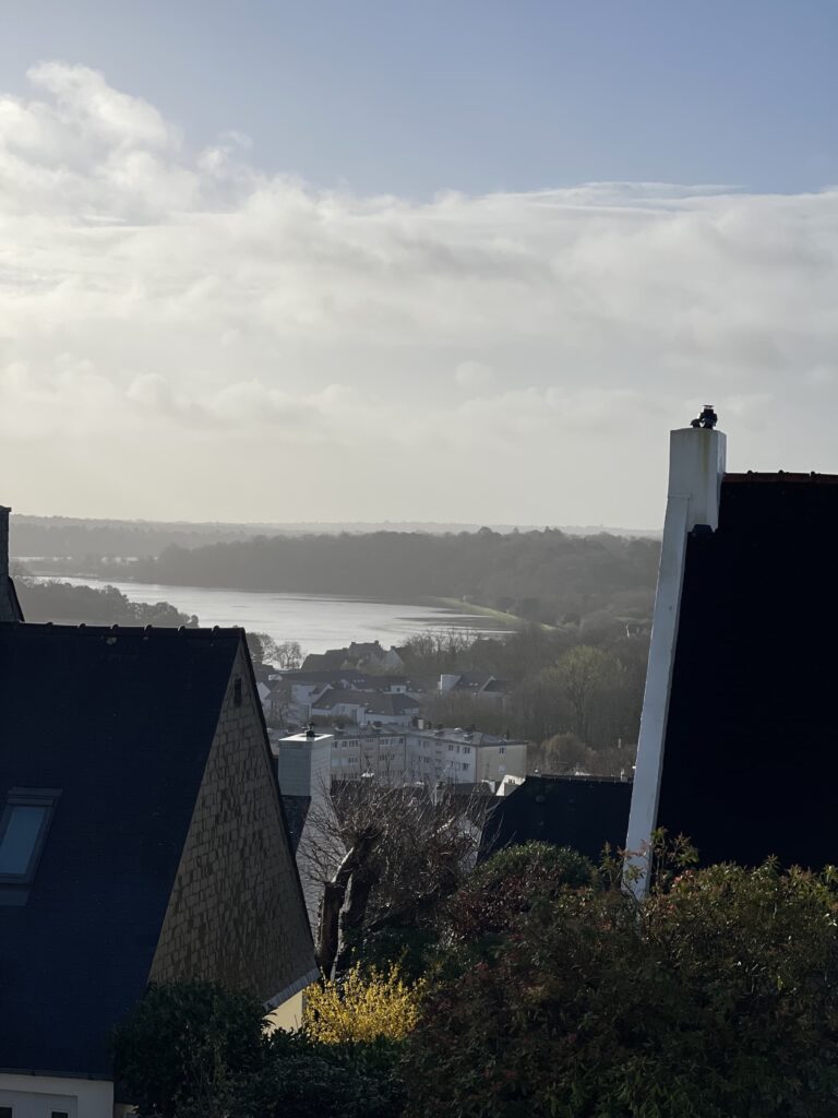 Vue du siège de l'entreprise Kolokotronis à Quimper
