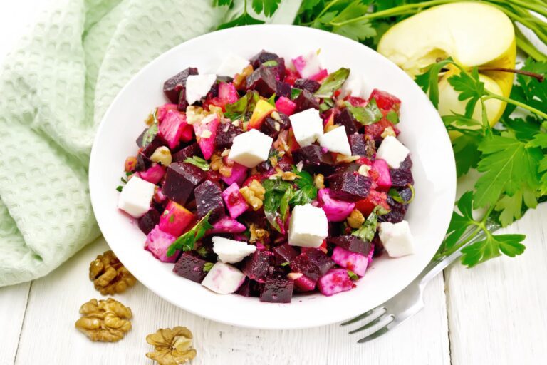 Salade de betteraves, pomme et mastic de Chios