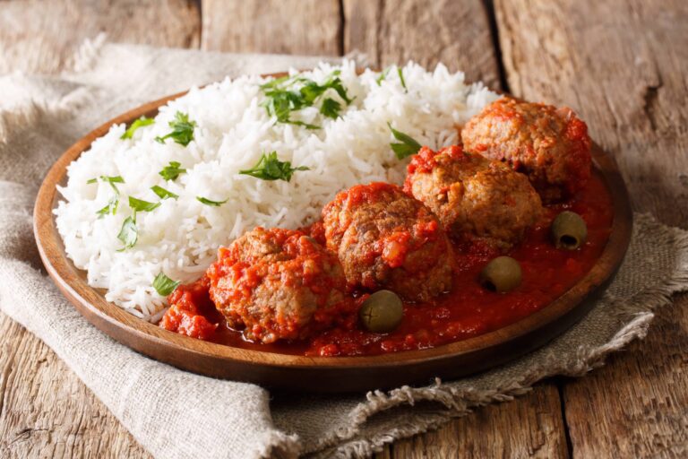 Soutzoukakia - Une recette traditionnelle et délicieuse